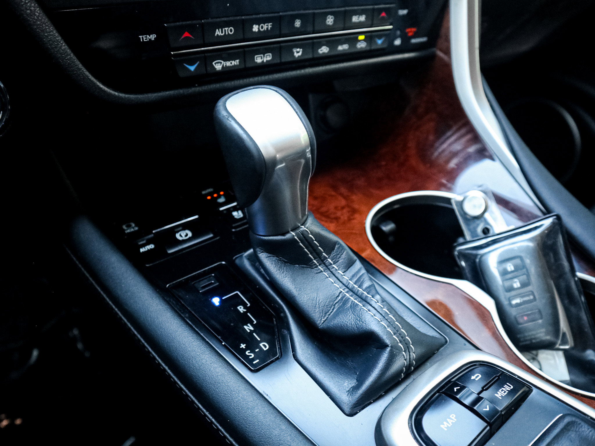 Used 2018 Lexus RX 350L image 26