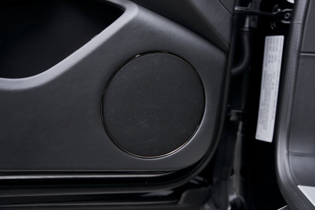 Used 2025 Bentley Flying Spur Plug-In Hybrid image 35