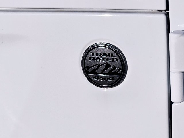 New 2026 Jeep Wrangler Unlimited Sahara AWD/4WD image 34