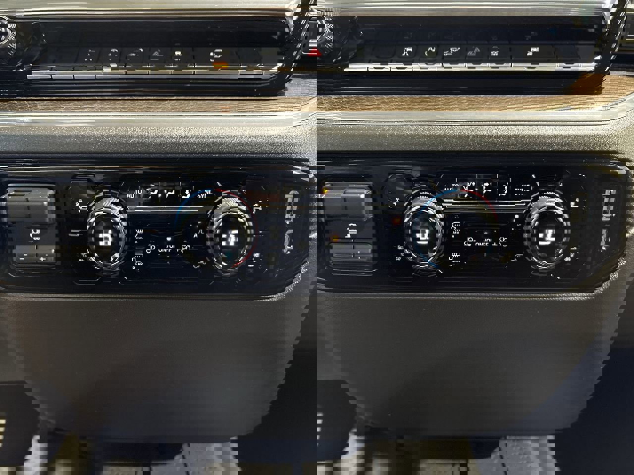 Used 2023 Chevrolet Silverado 1500 RST w/ Protection Package image 19