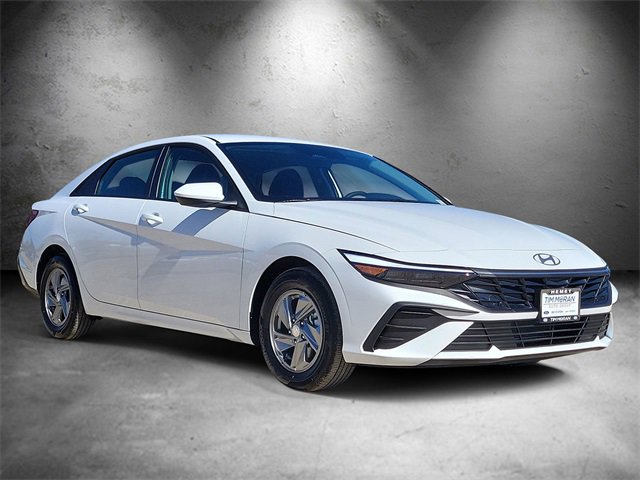 New 2025 Hyundai Elantra SE image 2