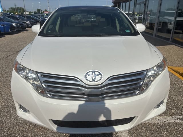 Used 2011 Toyota Venza AWD w/ Premium Pkg #2 image 3
