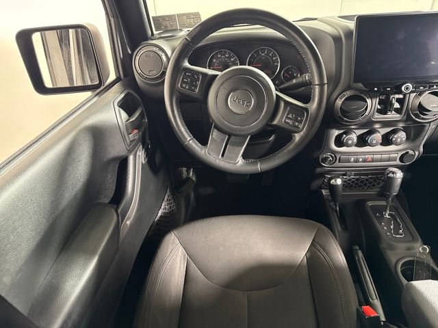 Used 2017 Jeep Wrangler Unlimited Sport image 22