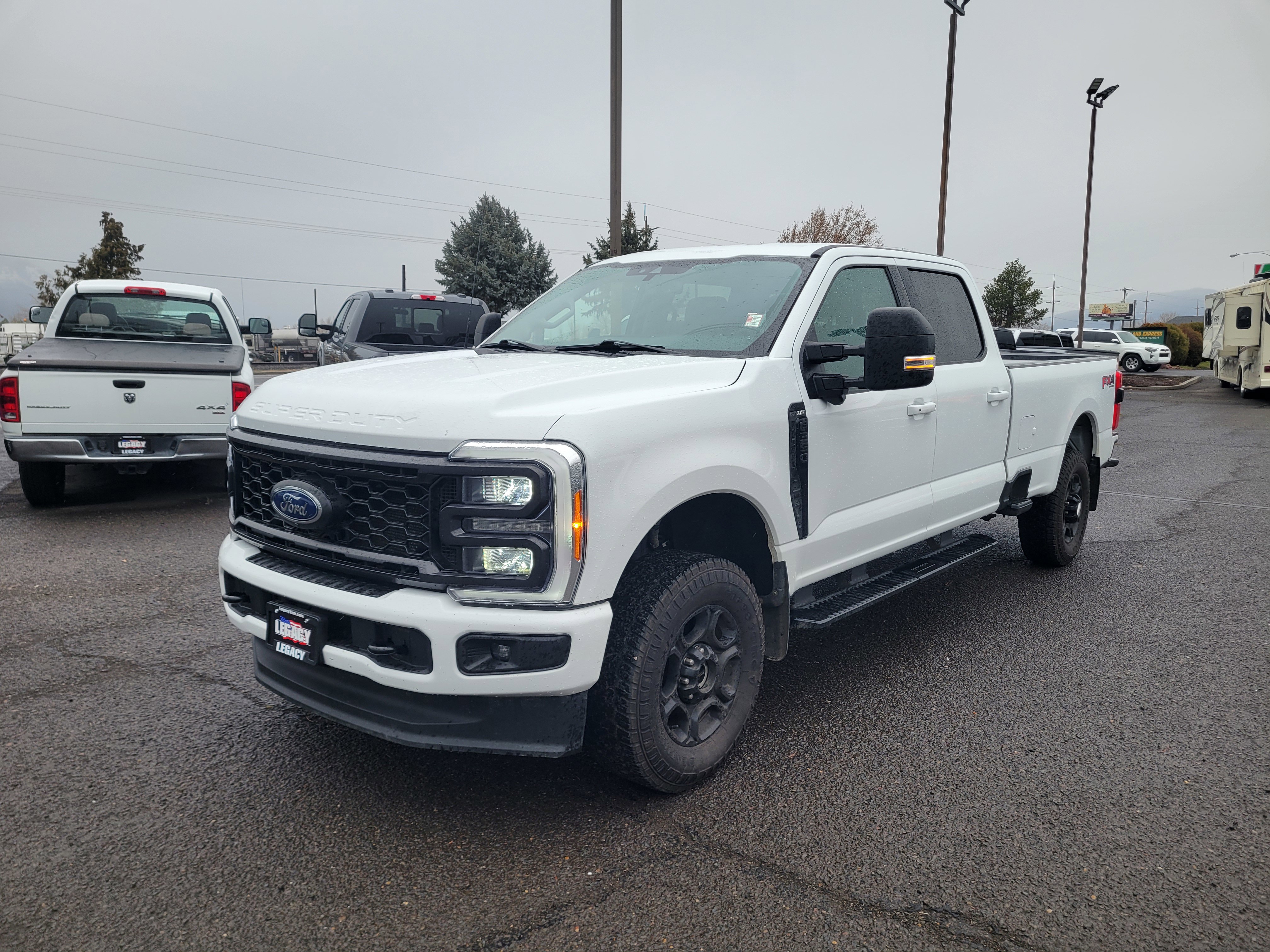 Used 2023 Ford F350 XLT w/ XLT Premium Package image 15