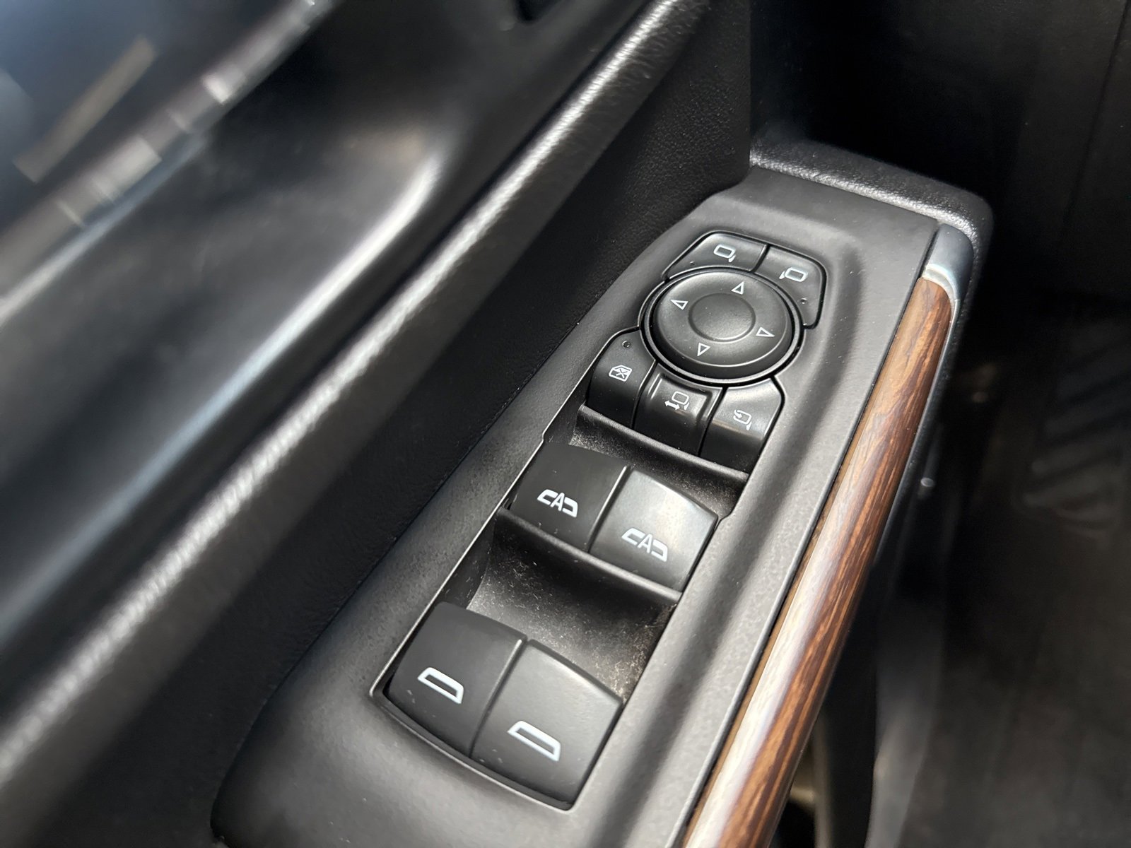 Used 2022 Chevrolet Silverado 3500 High Country image 39