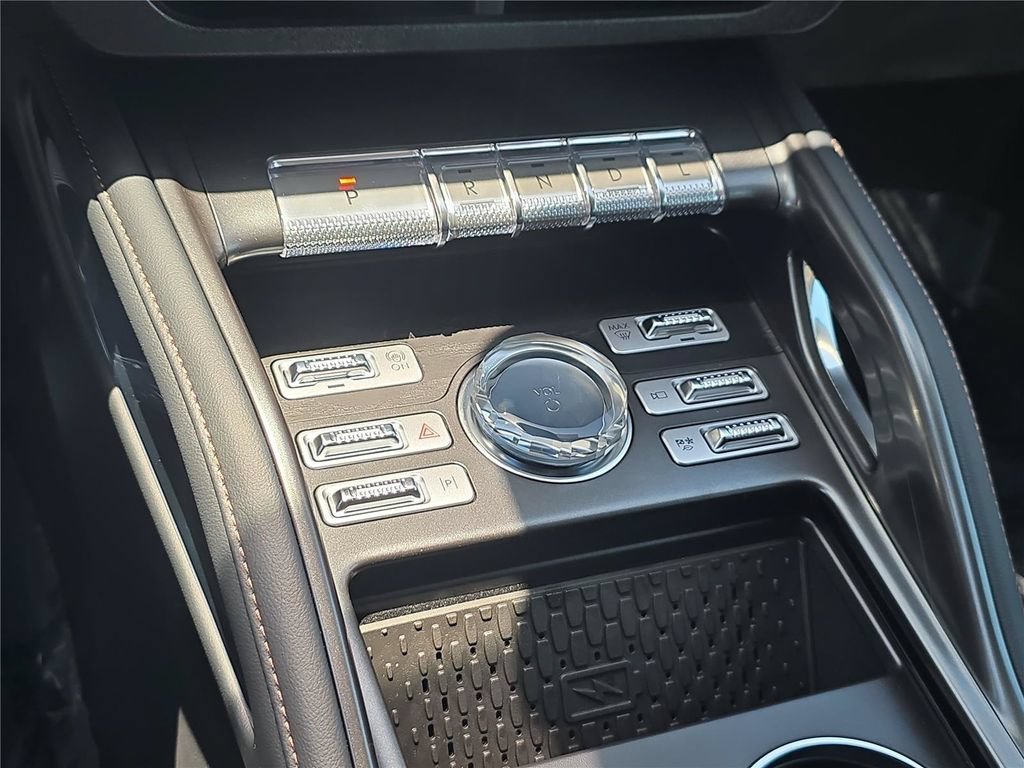New 2026 Lincoln Nautilus Reserve AWD/4WD image 16