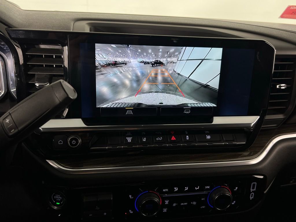 Used 2025 Chevrolet Silverado 3500 LT w/ Convenience Package image 18