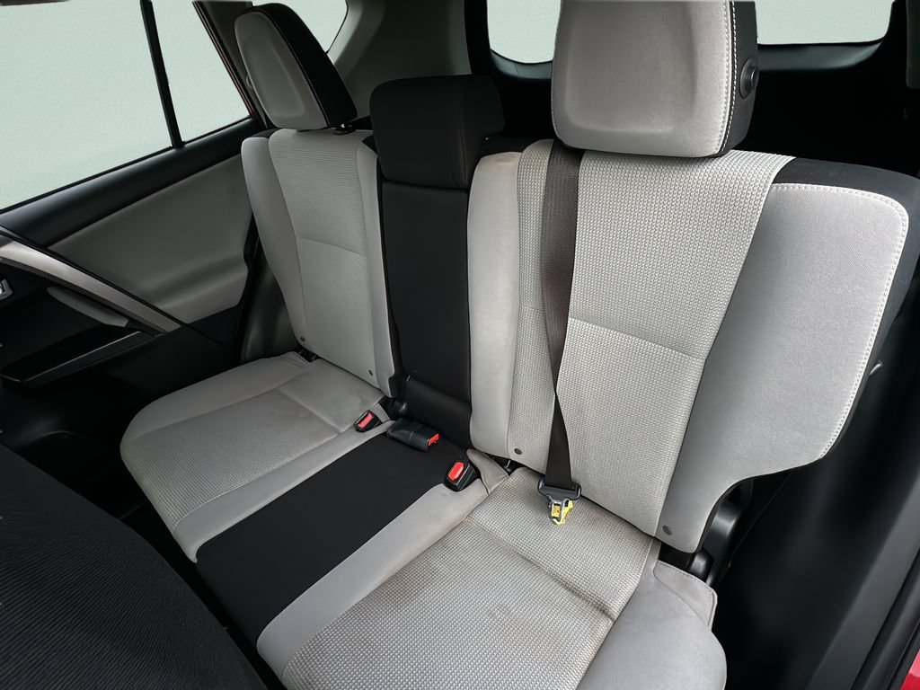 Used 2017 Toyota RAV4 XLE FWD image 10