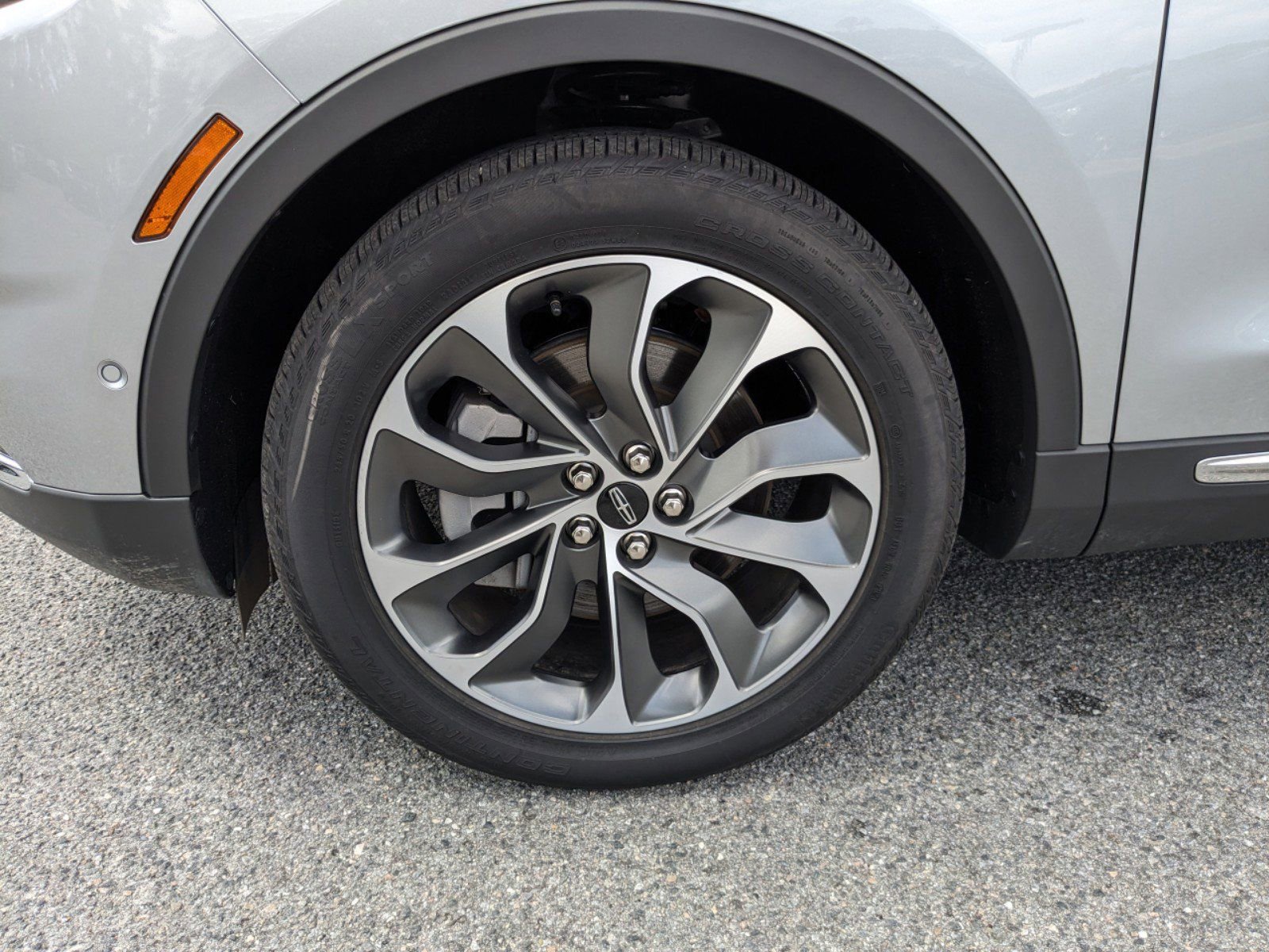 Certified 2023 Lincoln Nautilus Reserve w/ Equipment Group 201A image 14