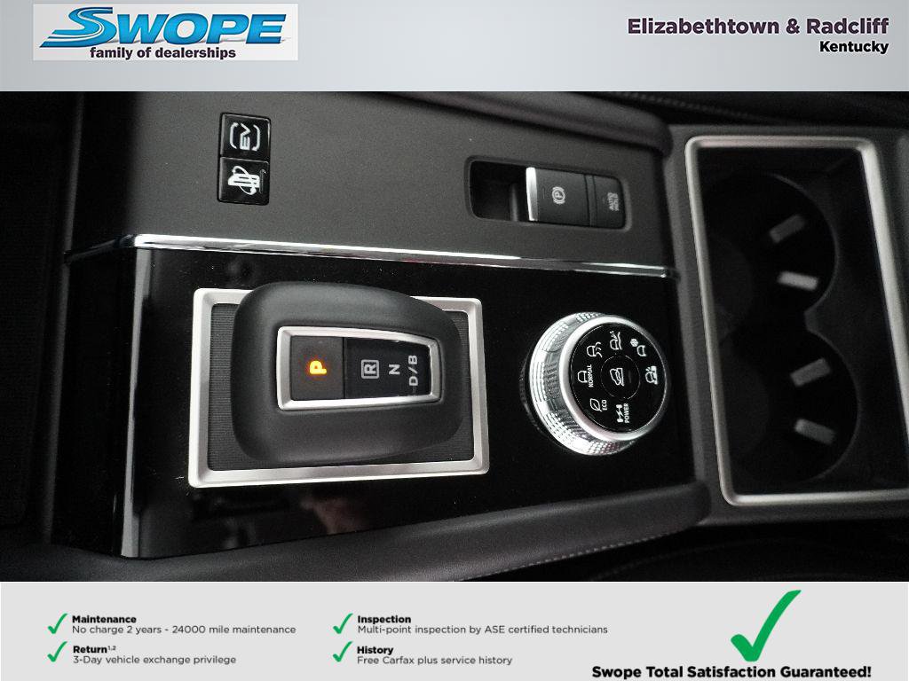 New 2025 Mitsubishi Outlander SE image 23