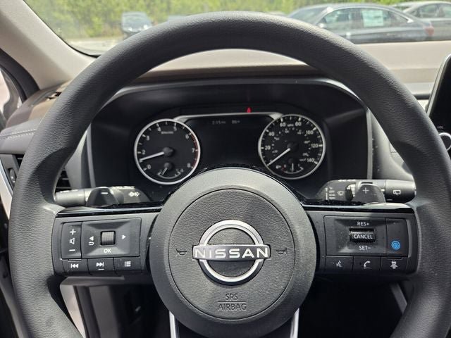 Used 2023 Nissan Rogue SV AWD/4WD image 25