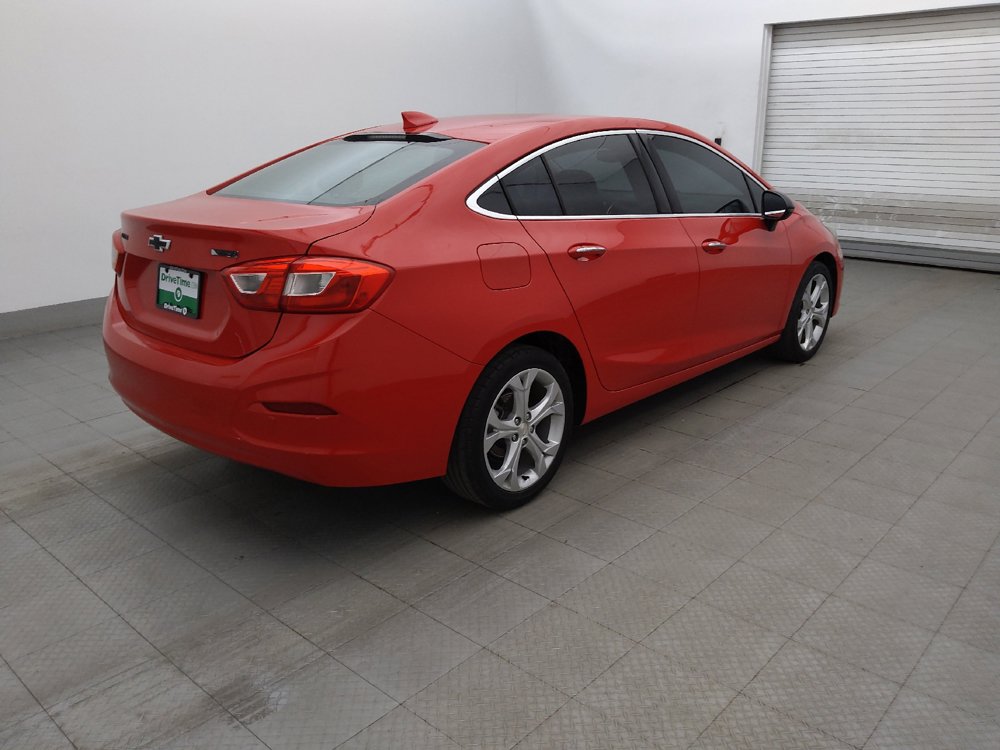 Used 2017 Chevrolet Cruze Premier FWD image 10