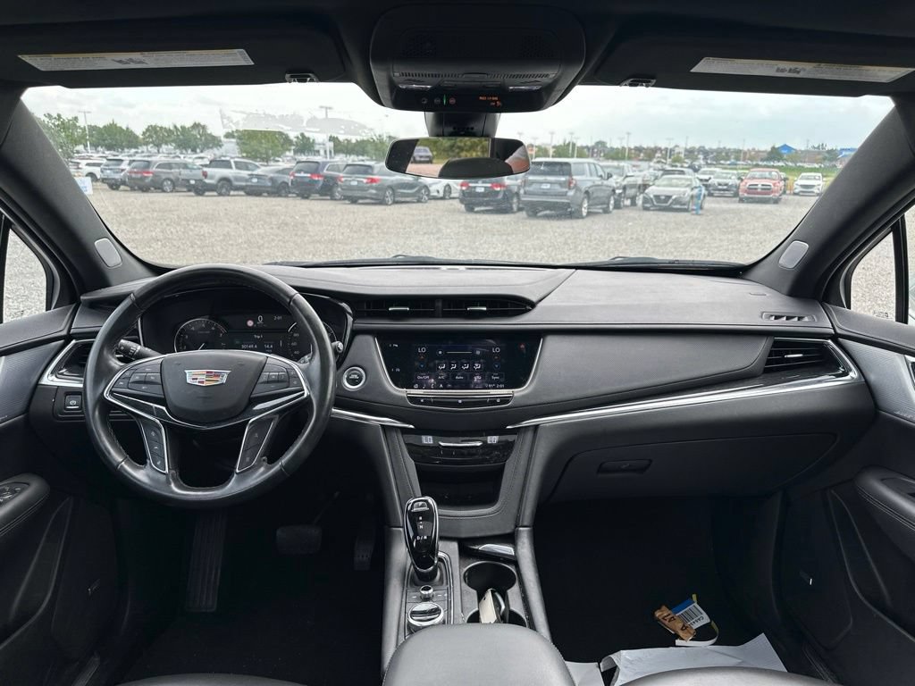 Used 2020 Cadillac XT5 Premium Luxury w/ LPO, Floor Liner Package AWD/4WD image 19