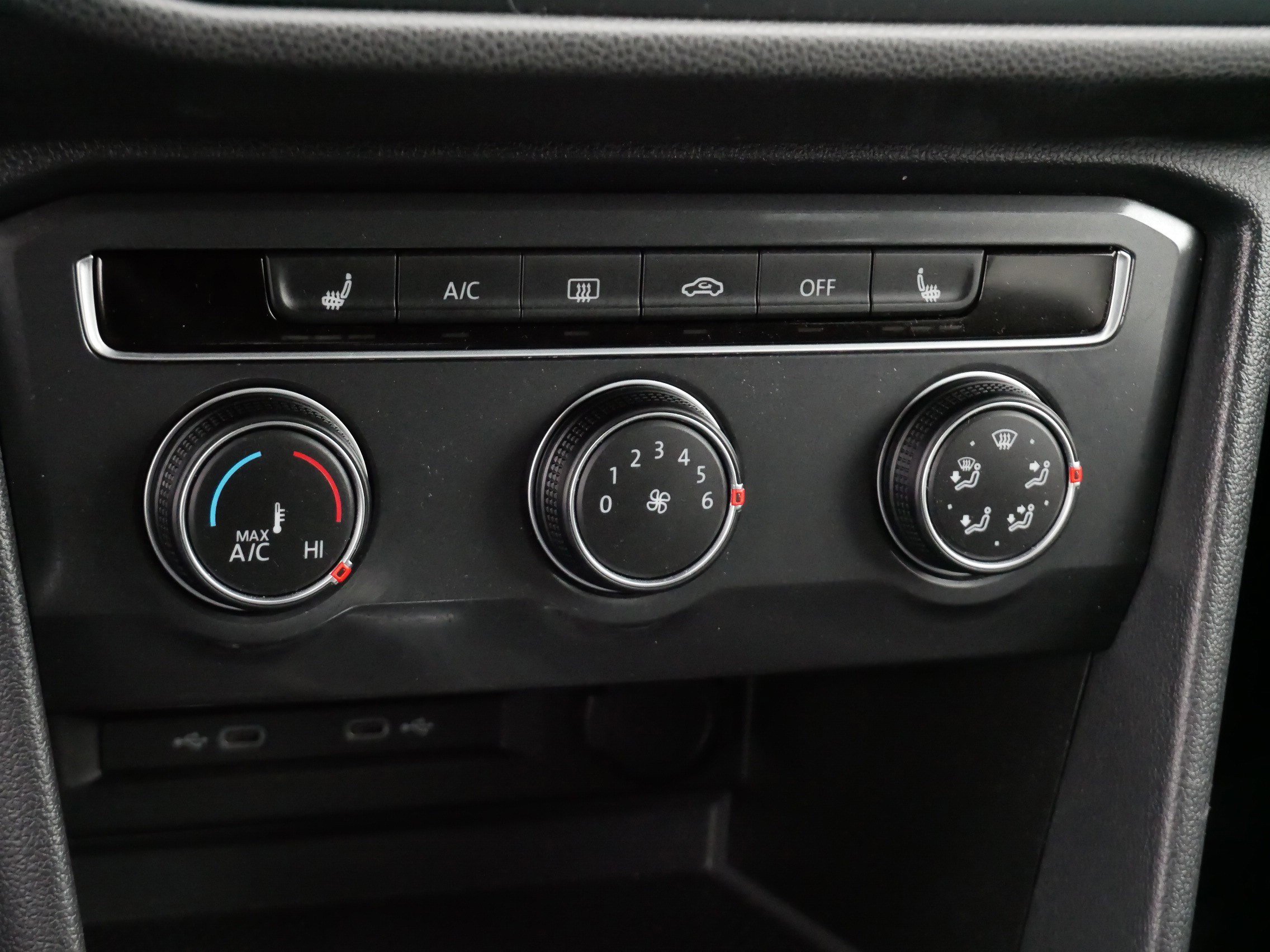 Certified 2022 Volkswagen Tiguan S image 23