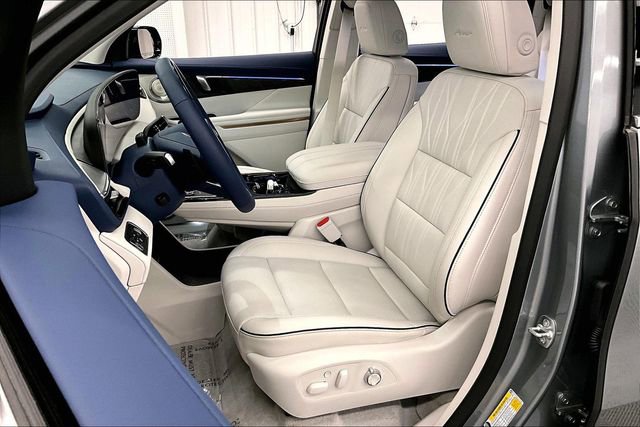 Used 2025 Buick Enclave Avenir w/ Super Cruise Package AWD/4WD image 24