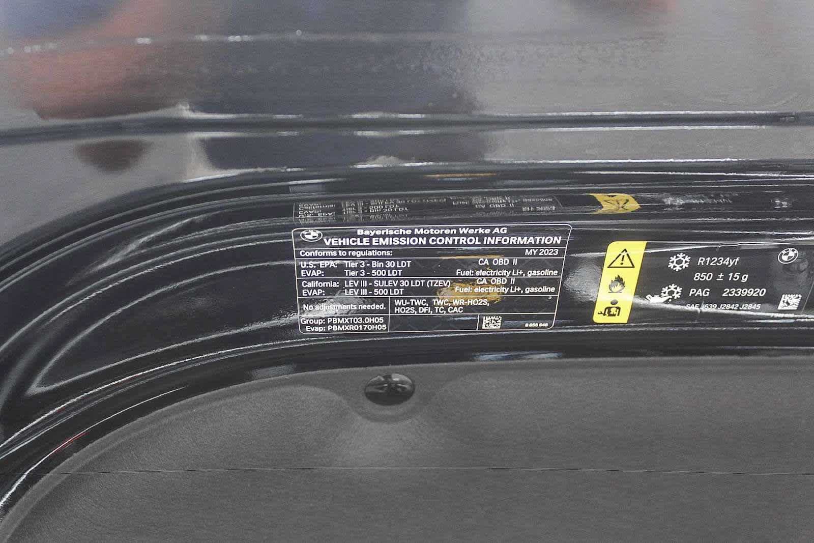 Used 2023 BMW X5 xDrive45e w/ Parking Assistance Package AWD/4WD image 28