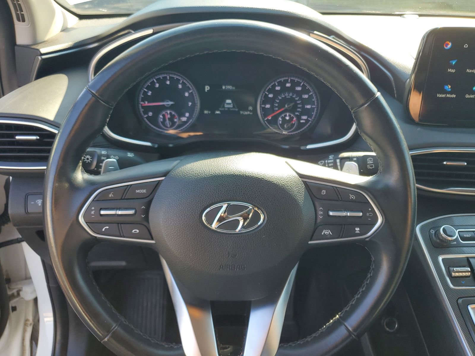 Used 2023 Hyundai Santa Fe SEL image 10