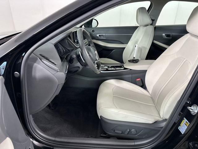 Used 2023 Hyundai Sonata SEL w/ Cargo Package image 11
