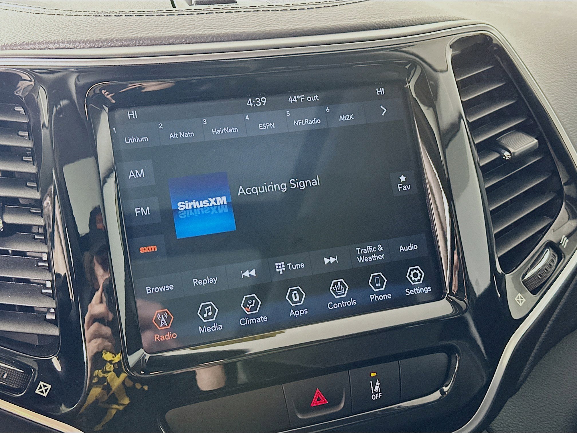 Certified 2022 Jeep Cherokee Limited image 18