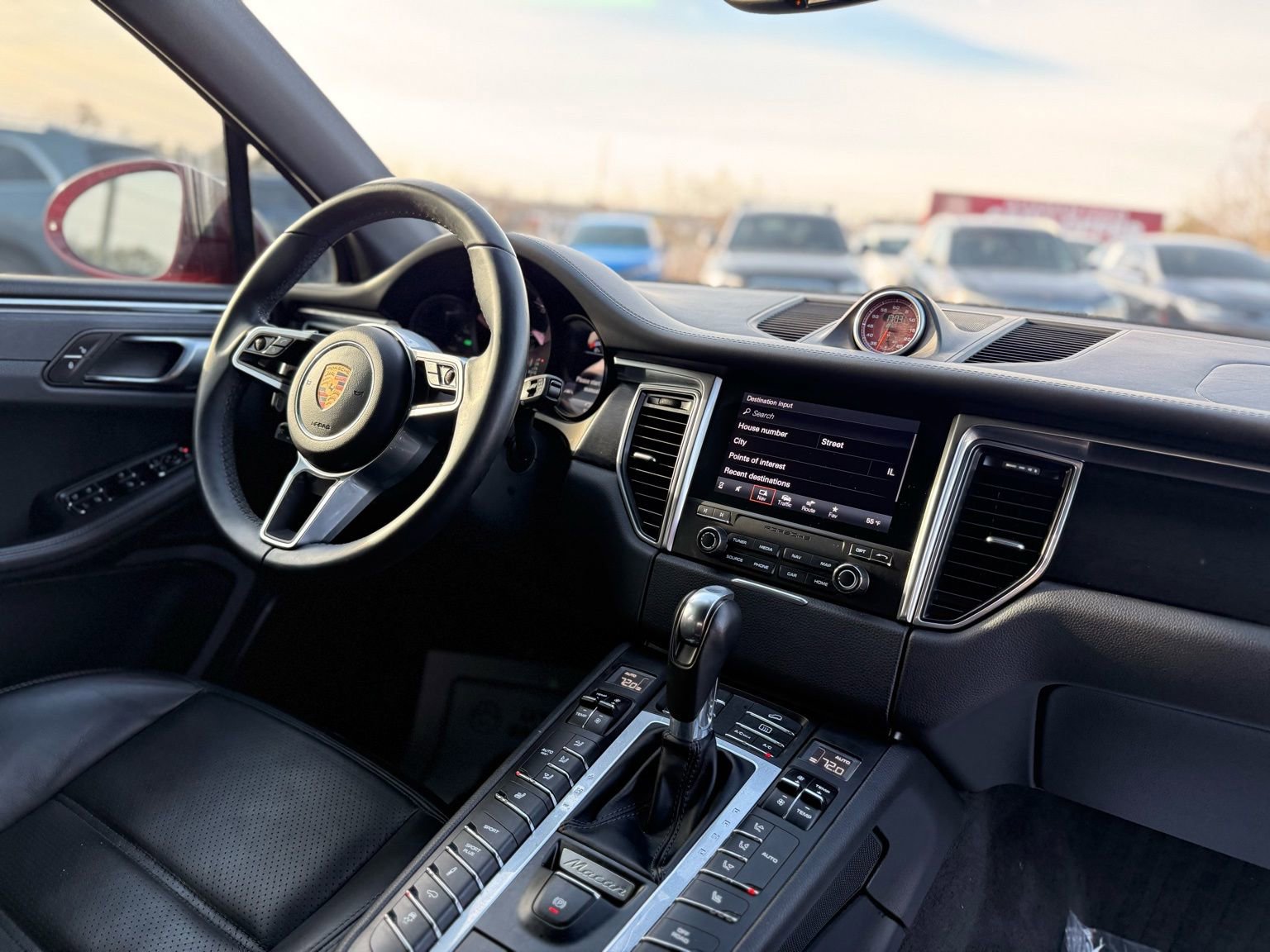 Used 2018 Porsche Macan GTS image 34