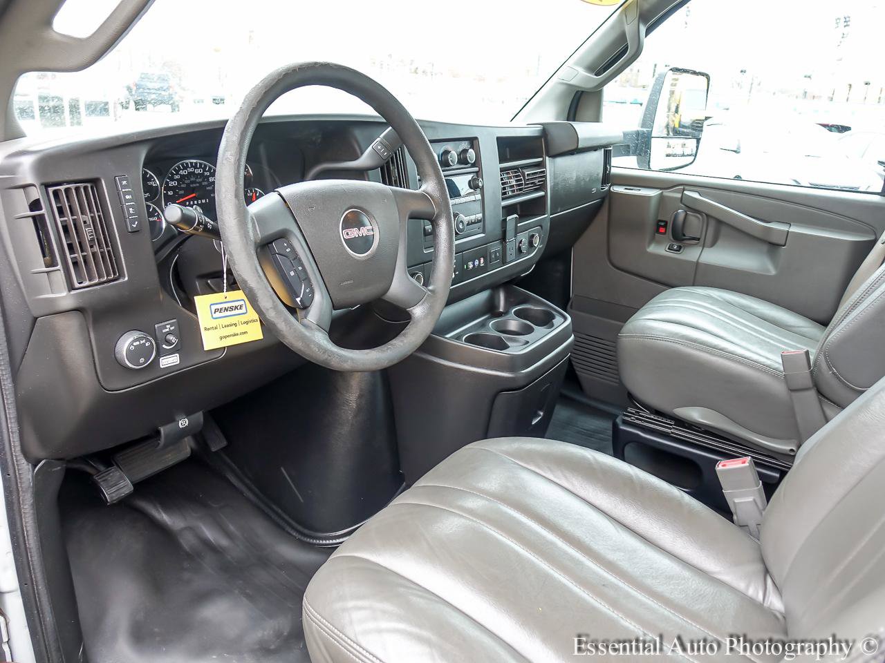 Used 2021 GMC Savana 3500 Extended w/ Power Convenience Package image 12
