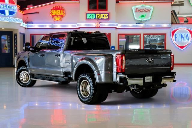 Used 2023 Ford F350 XLT w/ FX4 Off-Road Package AWD/4WD image 4