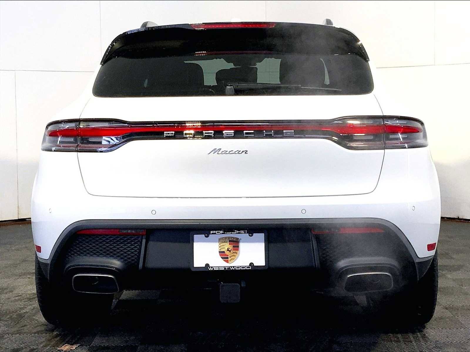 New 2026 Porsche Macan AWD/4WD image 6