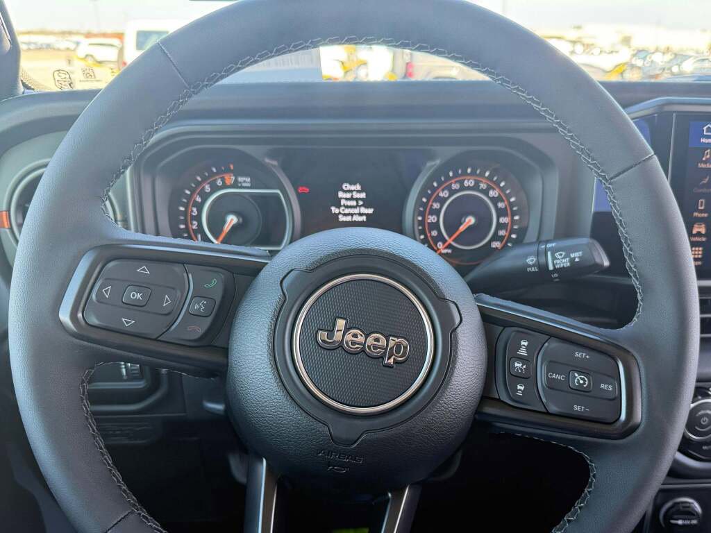 New 2026 Jeep Gladiator Mojave image 24