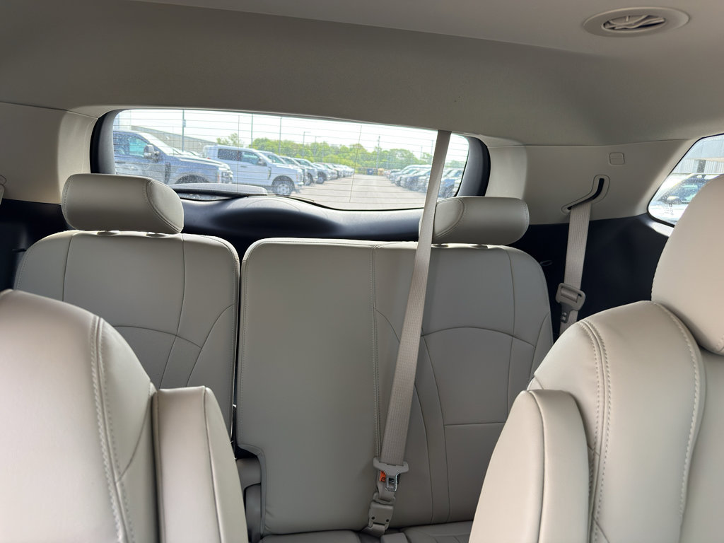 Used 2019 Buick Enclave Essence AWD/4WD image 19