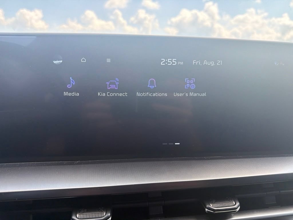 Used 2025 Kia Telluride S FWD image 31