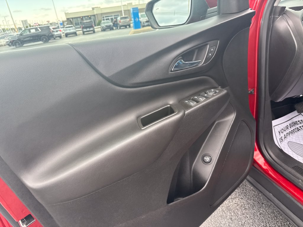 Used 2022 Chevrolet Equinox LT FWD image 14