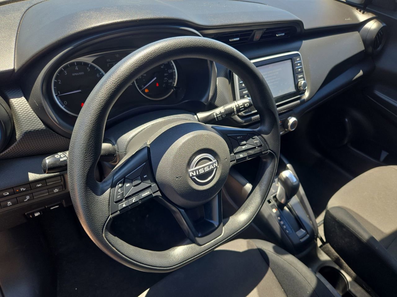 Used 2025 Nissan Kicks Play S FWD image 10