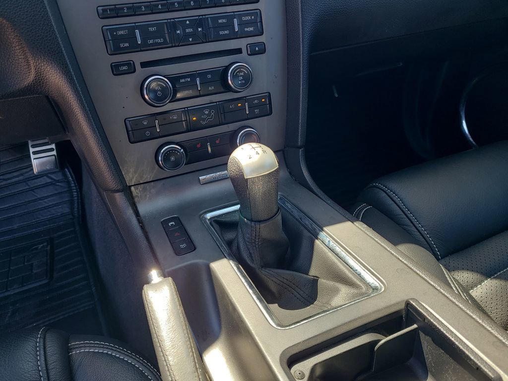 Used 2010 Ford Mustang GT image 24