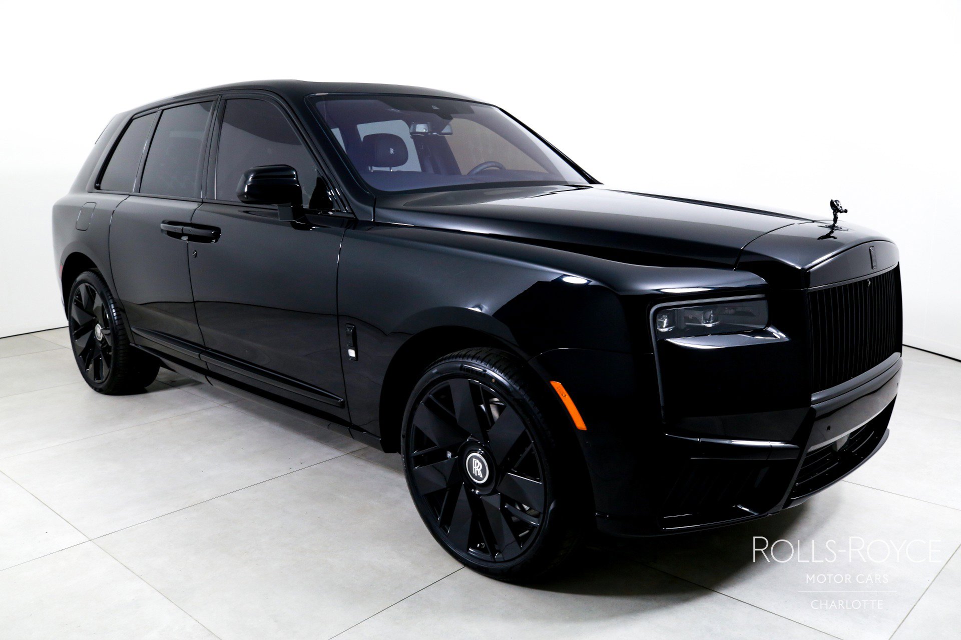 Used 2026 Rolls-Royce Cullinan image 6