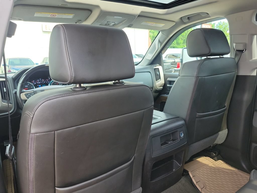 Used 2018 GMC Sierra 3500 Denali w/ Duramax Plus Package AWD/4WD image 13