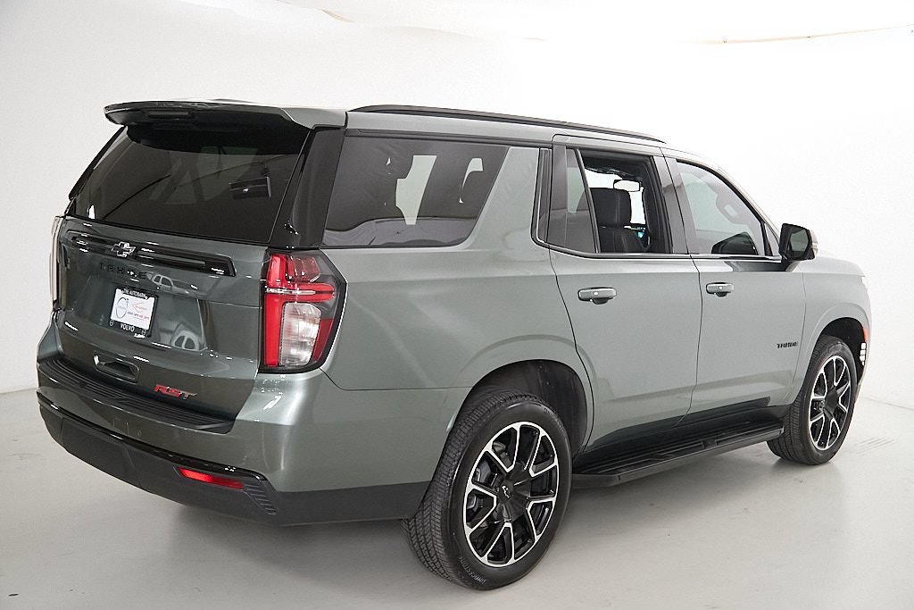 Used 2024 Chevrolet Tahoe RST w/ Luxury Package AWD/4WD image 8