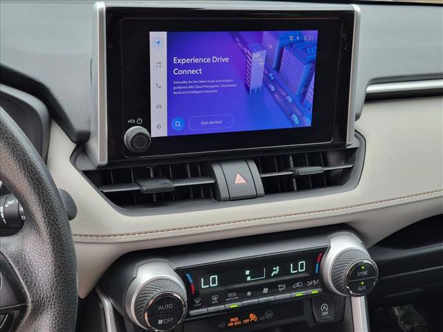 Used 2024 Toyota RAV4 XLE FWD image 12