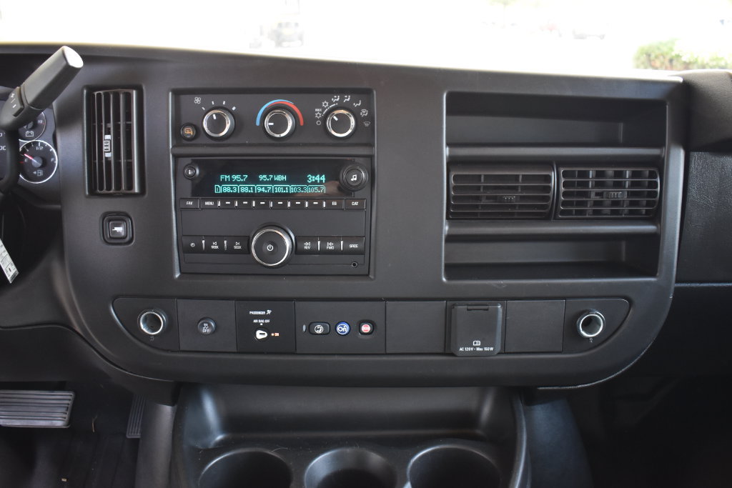 Used 2021 Chevrolet Express 2500 w/ Driver Convenience Package RWD image 14