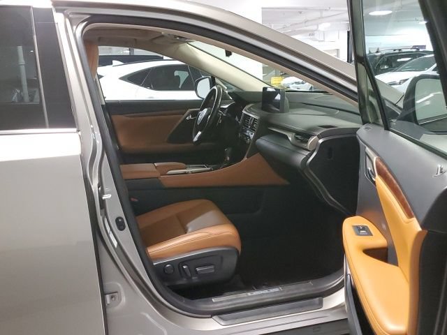 Used 2021 Lexus RX 350L Premium w/ Premium Package AWD/4WD image 34