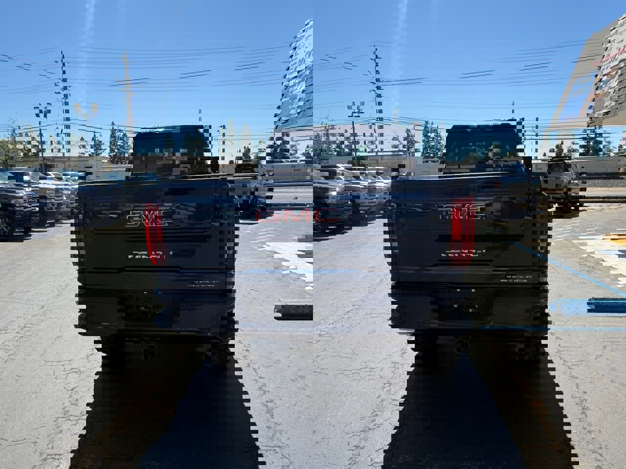 Used 2021 GMC Sierra 2500 Denali w/ Denali Ultimate Package image 7