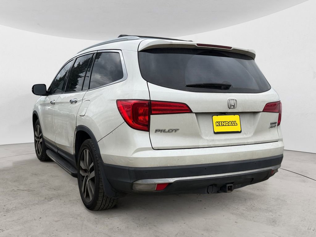 Used 2016 Honda Pilot Touring image 2