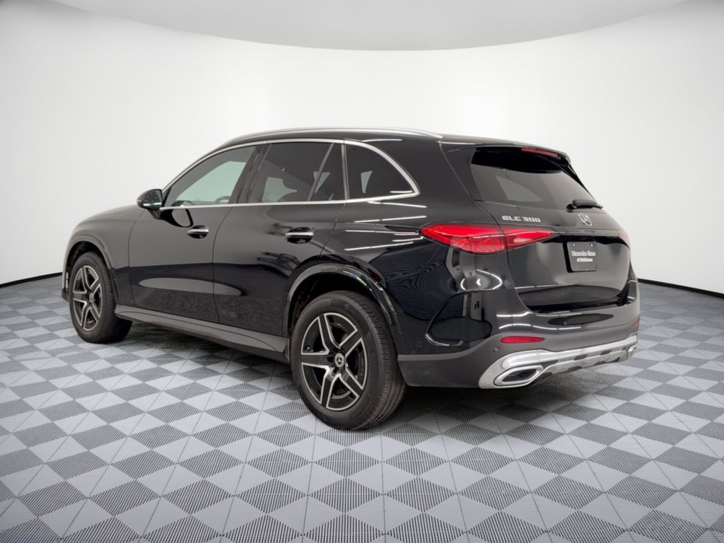Certified 2026 Mercedes-Benz GLC 300 image 3