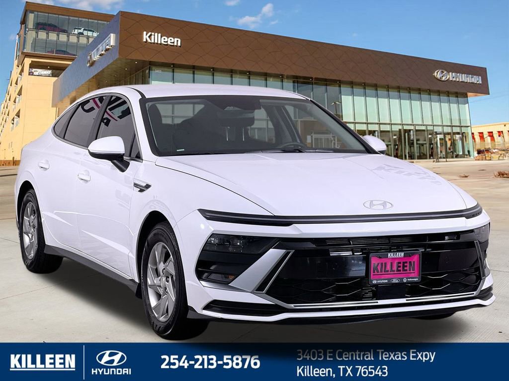 Used 2025 Hyundai Sonata SE image 11