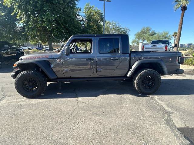 Used 2025 Jeep Gladiator Mojave w/ Convenience Group AWD/4WD image 4