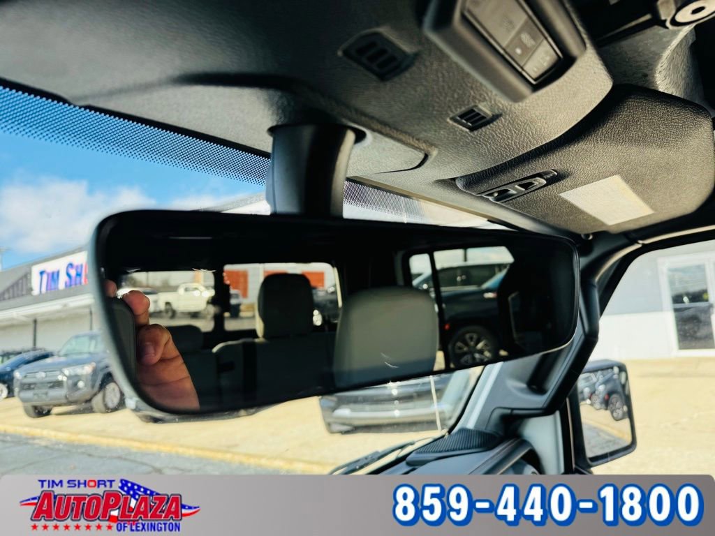 Used 2022 Jeep Gladiator Overland image 40