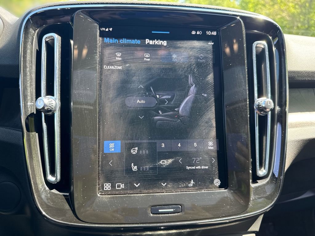 Used 2023 Volvo XC40 Recharge Plus AWD/4WD image 17