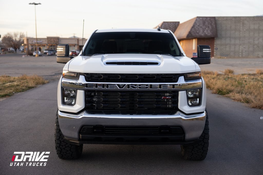 Used 2023 Chevrolet Silverado 2500 LT image 4