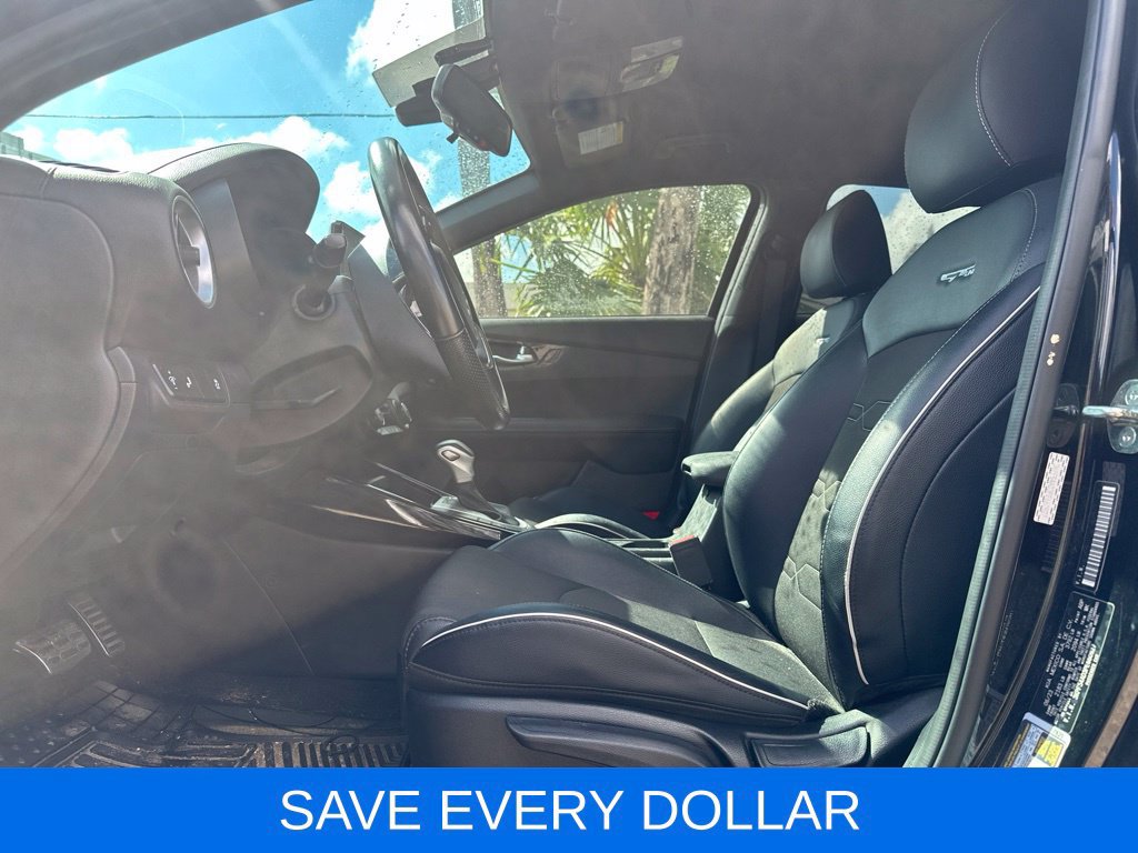 Used 2023 Kia Forte GT-Line w/ GT-Line Technology Package FWD image 7