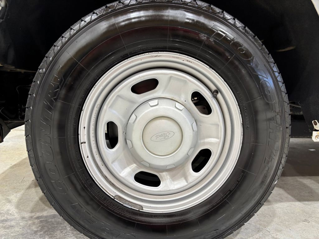 Used 2012 Ford F250 XL image 22