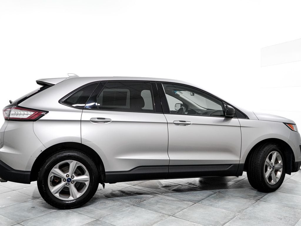 Used 2016 Ford Edge SE AWD/4WD image 7